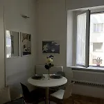 Knock-knock Navigli Apartman Milánó